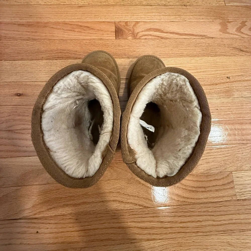 Bearpaw Little Kids 1 Fuzzy Sherpa Lined Tall Boot GUC Tan/Carmel Winter Warm